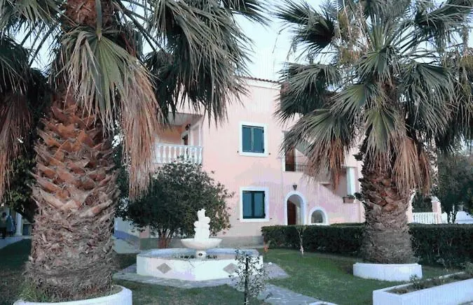 Eriva By Hotelius Апарт-отель Ахарави